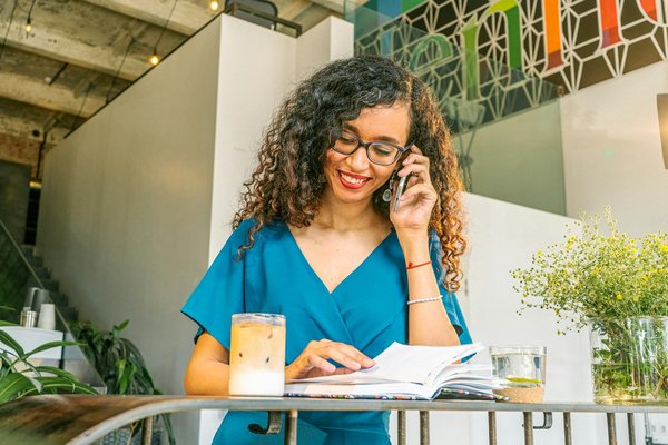 Ronronnement d'un chat : pourquoi il fait cela ?